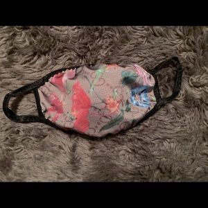 🌸Gucci Floral Print Mask 🌸